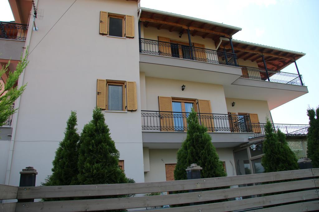 Cave Apartments Ioannina Bilik gambar