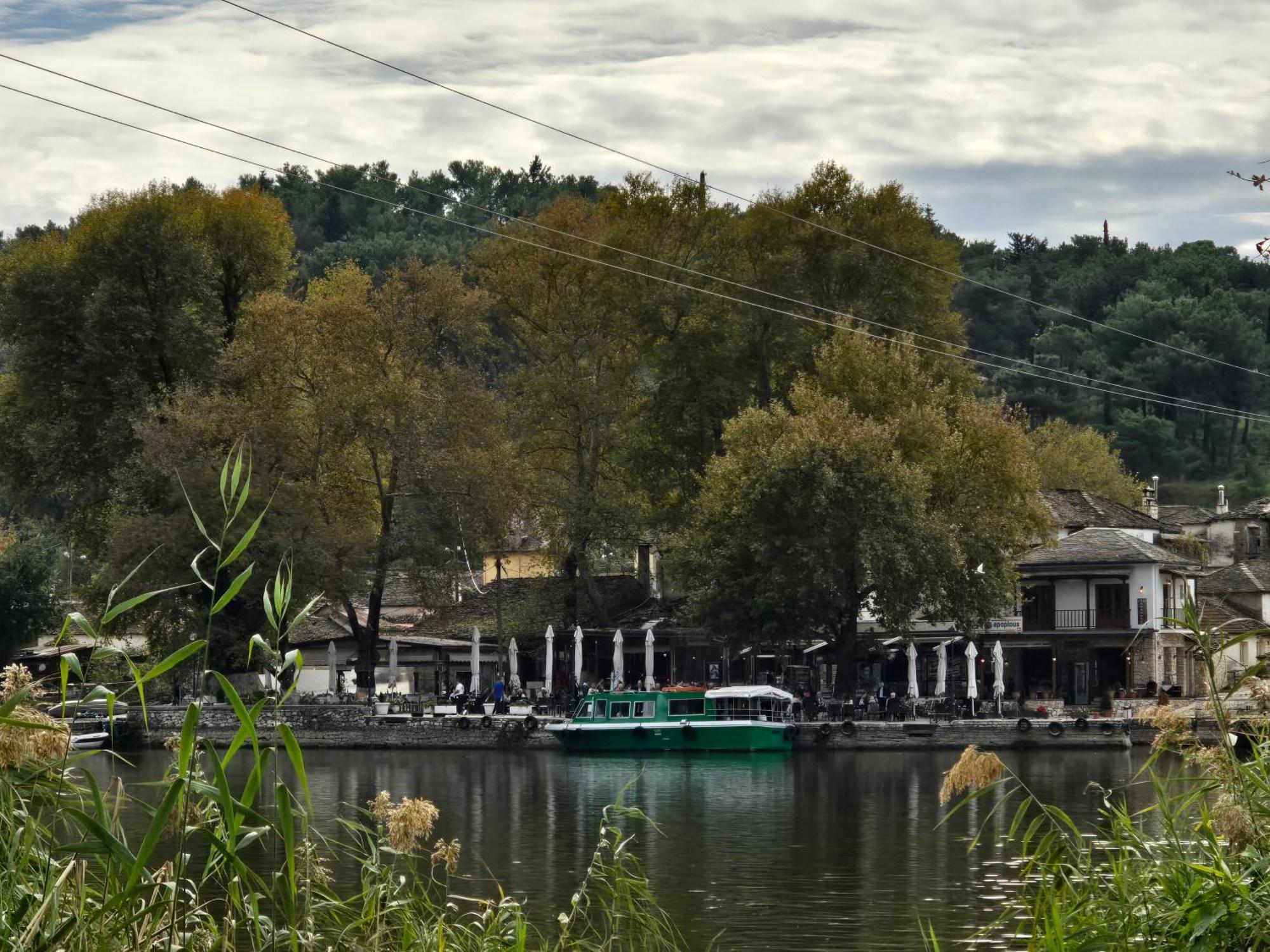 Cave Apartments Ioannina Luaran gambar